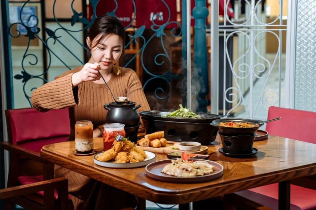 餐饮招商行业如何广告投放,餐饮店铺投放广告渠道