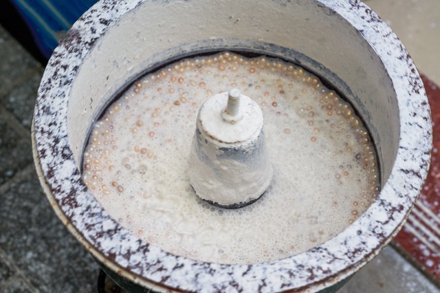 放假在家做个面膜,假期给自己做面膜