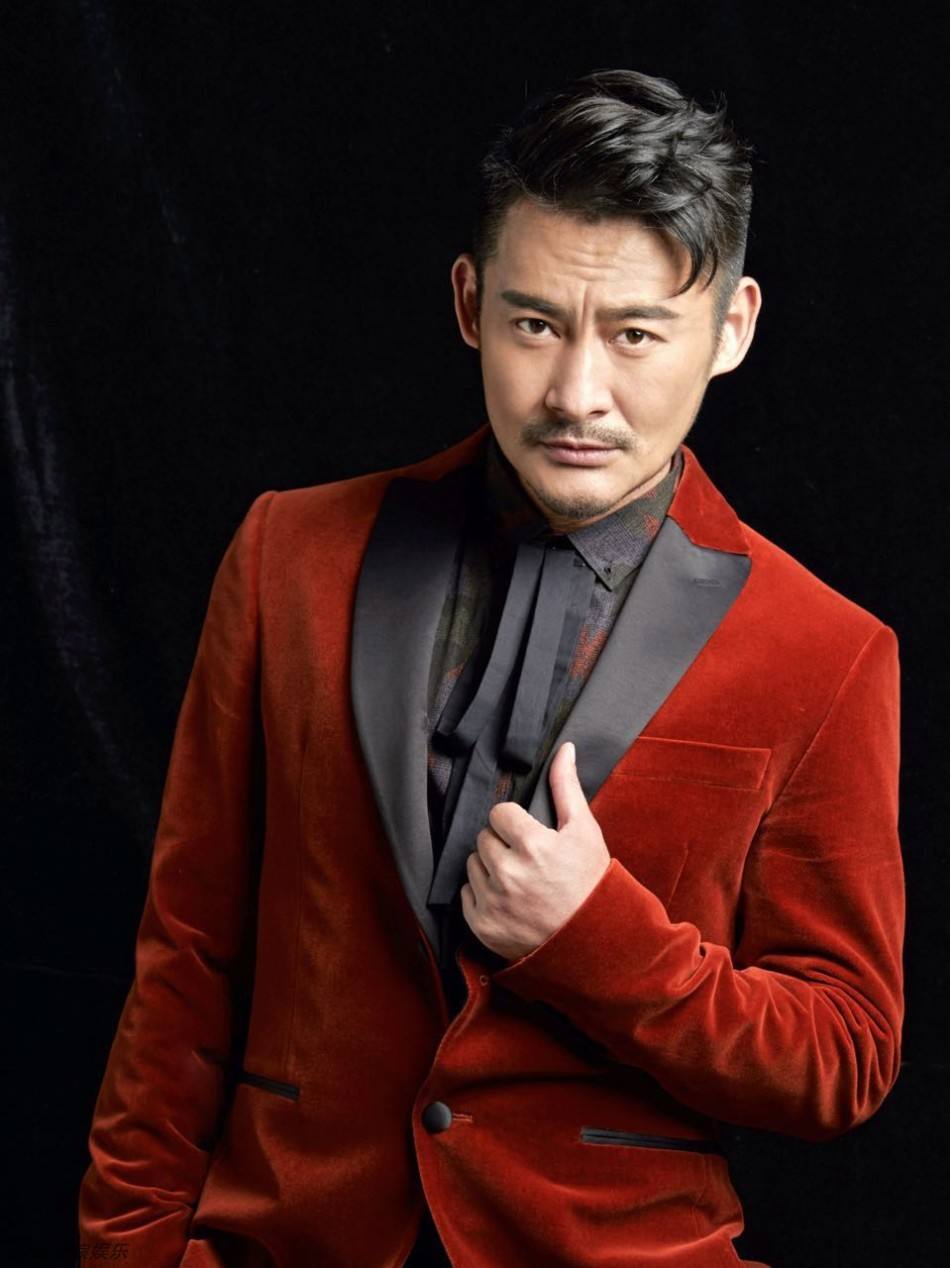 景岗山个人近照,景岗山年轻个人资料