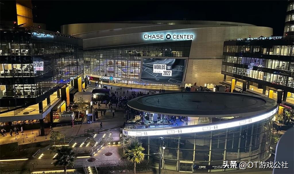 lpl解说的素质,lpl解说各种不亏