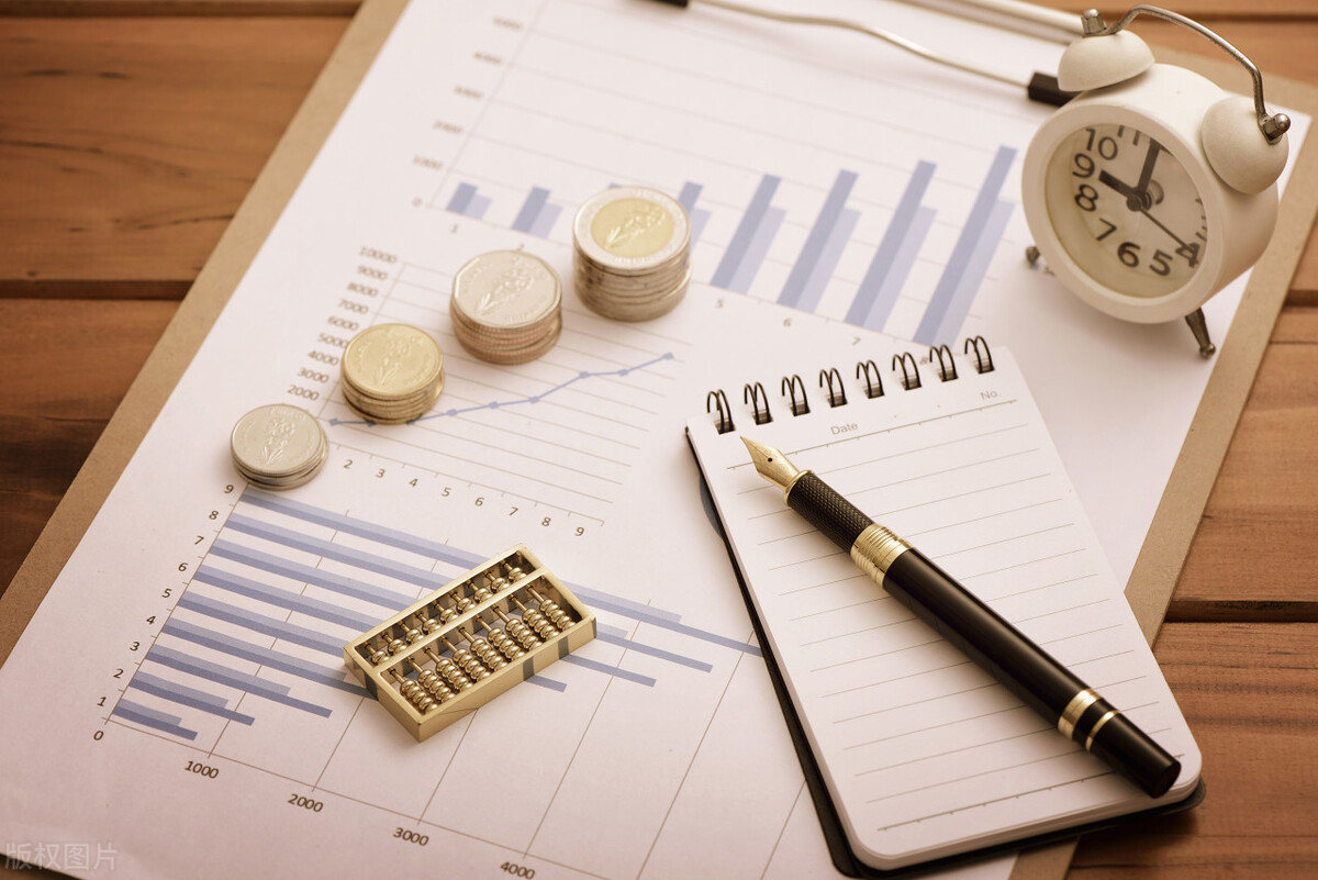 企业员工买断工龄按啥政策退休,企业员工买断和分流是一样的吗