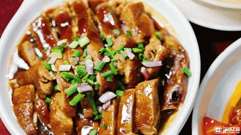 80年代的职工食堂,40年前的职工食堂