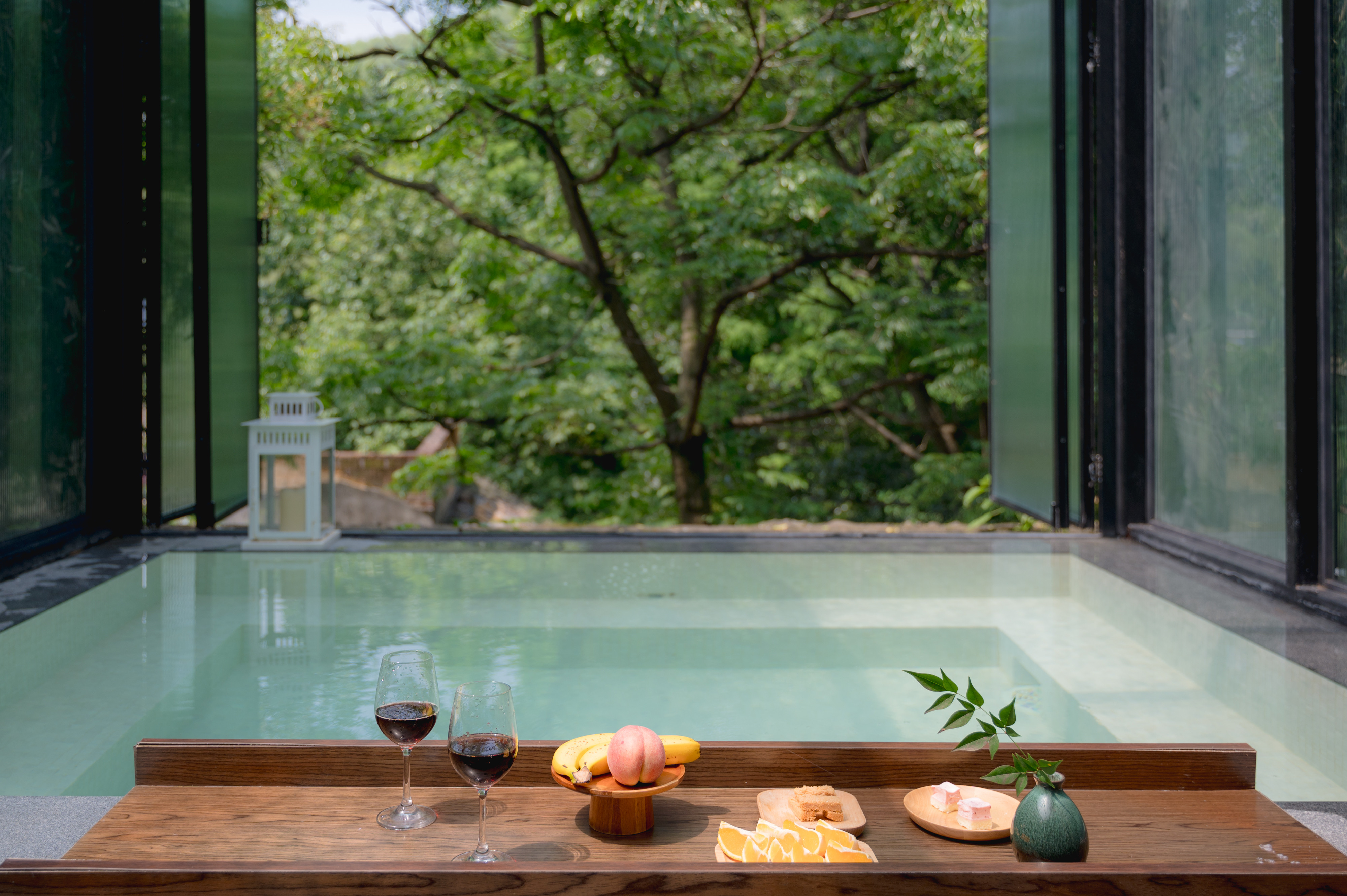 山林逸境私人温泉,在山林中泡温泉