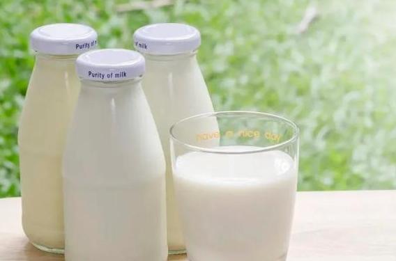 这四种假牛奶已上了医生黑名单,市面上的假牛奶