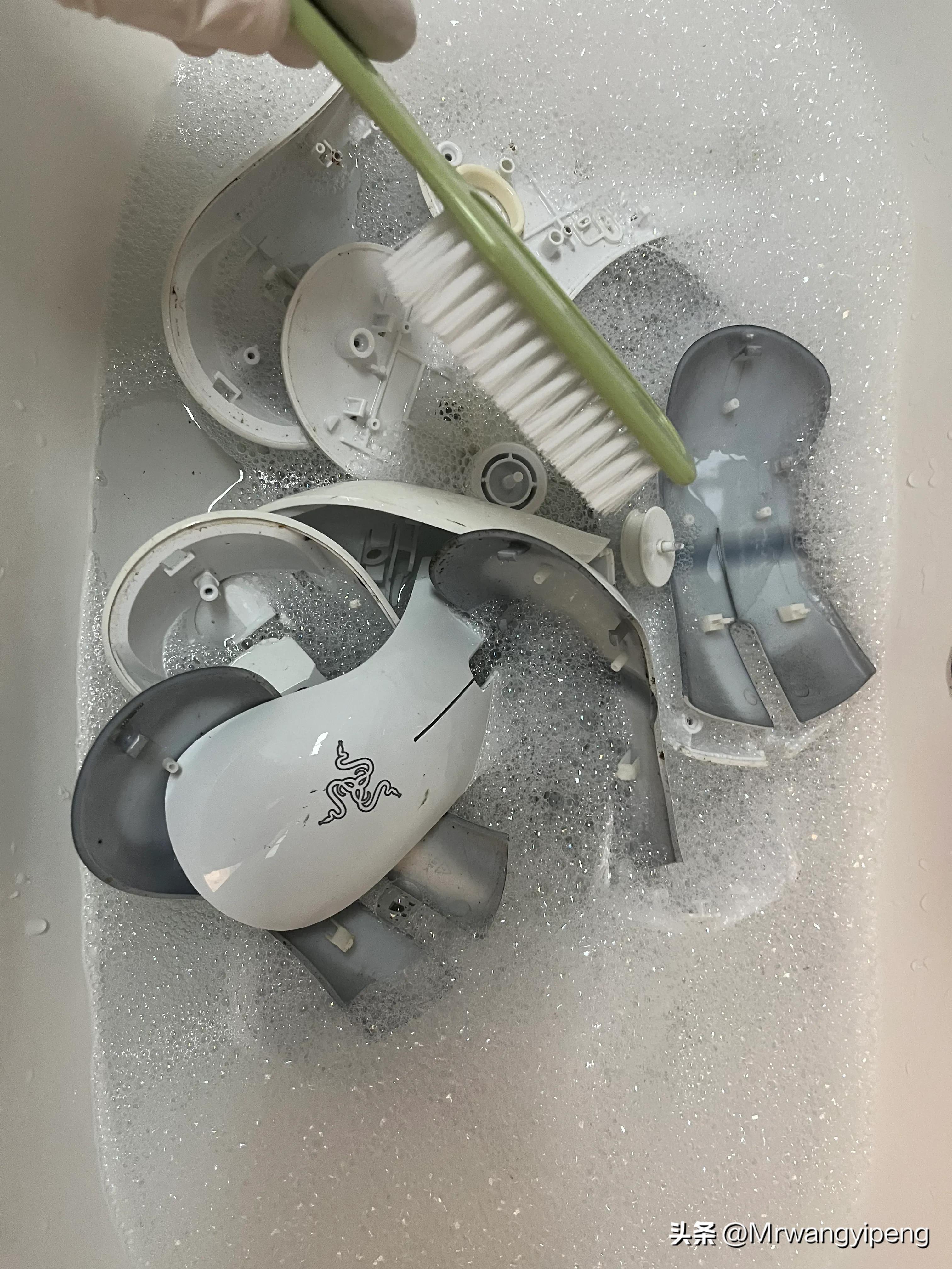 雷蛇剪线鼠标，看看到底是捡漏？还是踩坑（下）