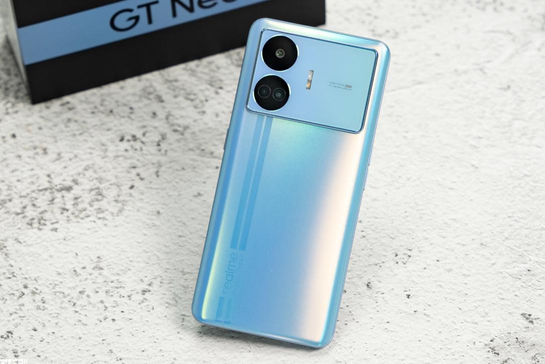 目前最便宜的性能旗舰手机,2019十大最强手机性价比