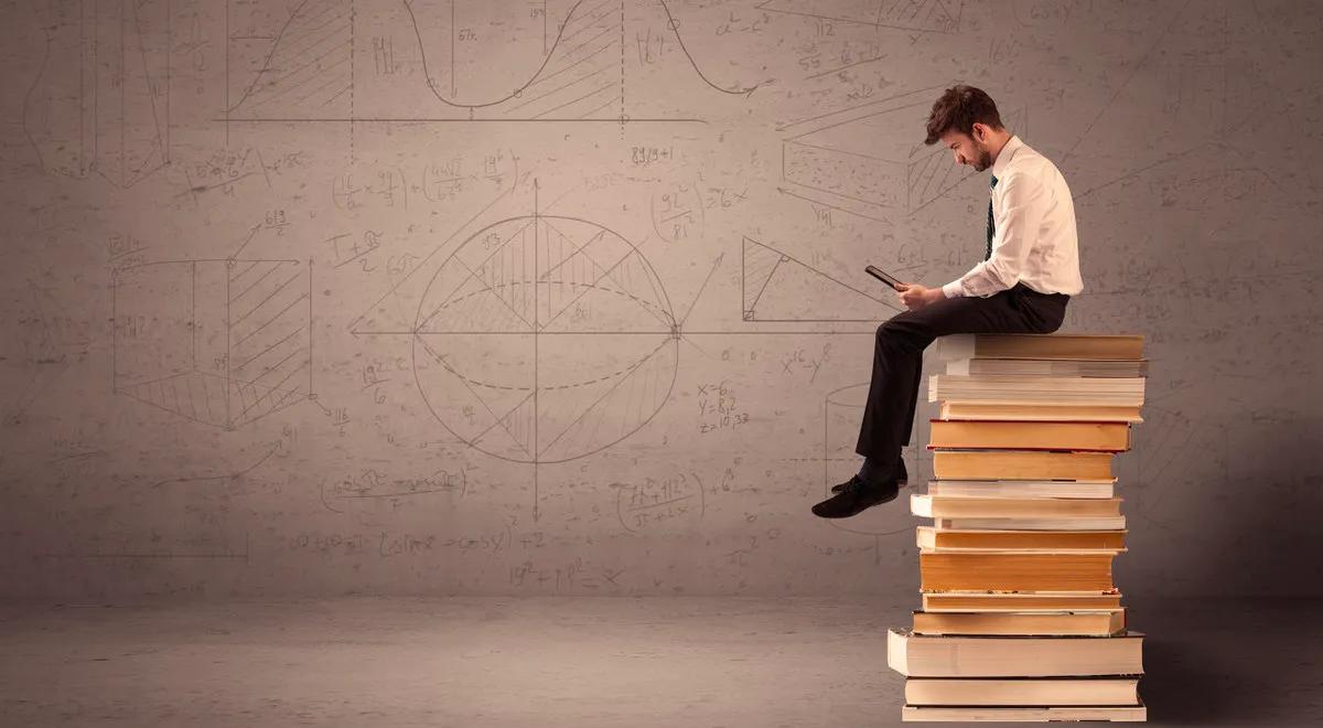 生活的苟且配不上诗和远方,生活中不只是苟且还有诗和远方