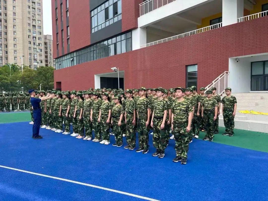 高标准军训,威武霸气的军训