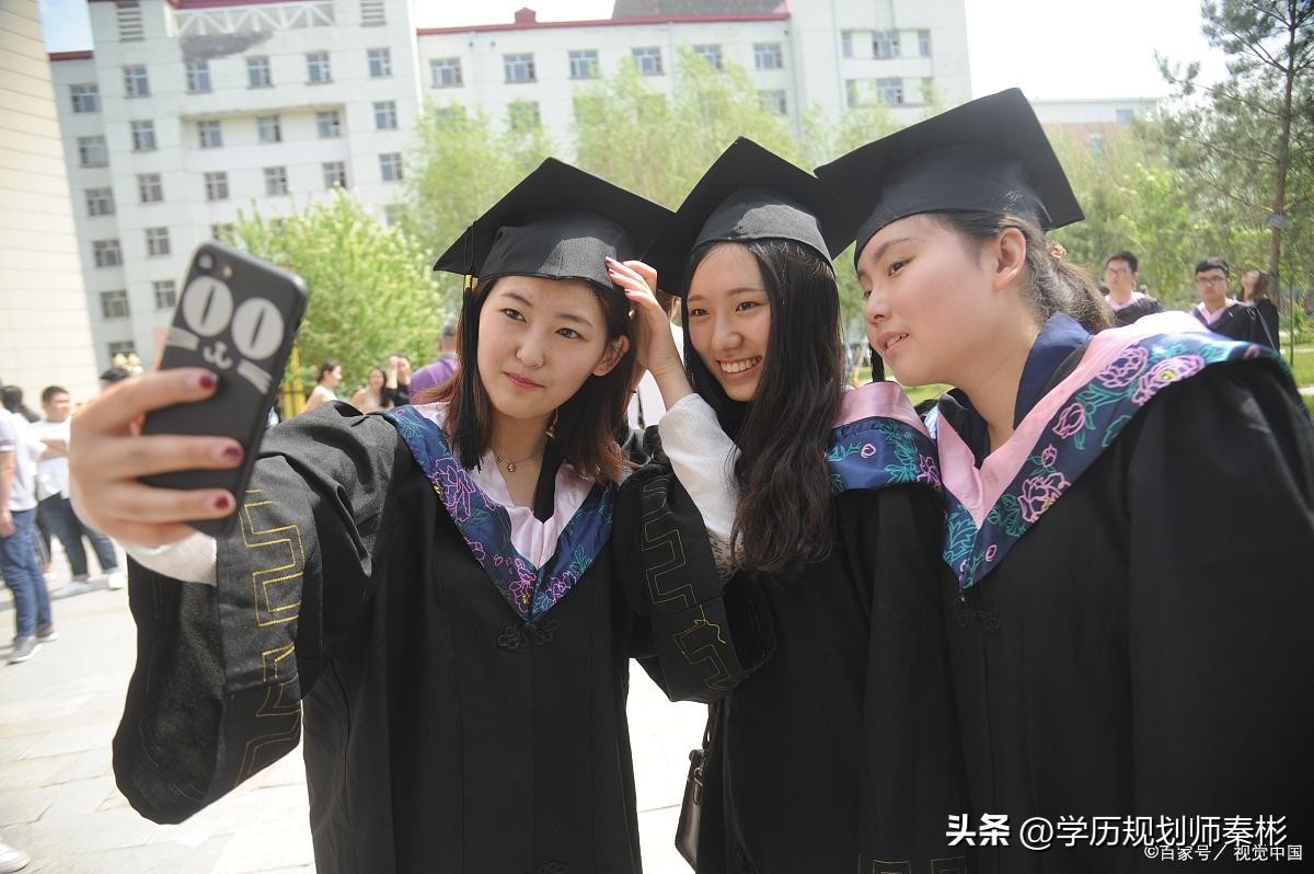 大专毕业除了进厂还有什么出路,大专学历除了销售还可以干什么