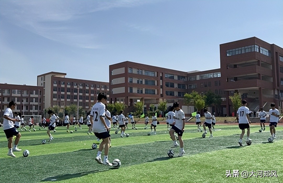 中牟县新圃街小学足球文化节2018,小学足球文化节开幕式