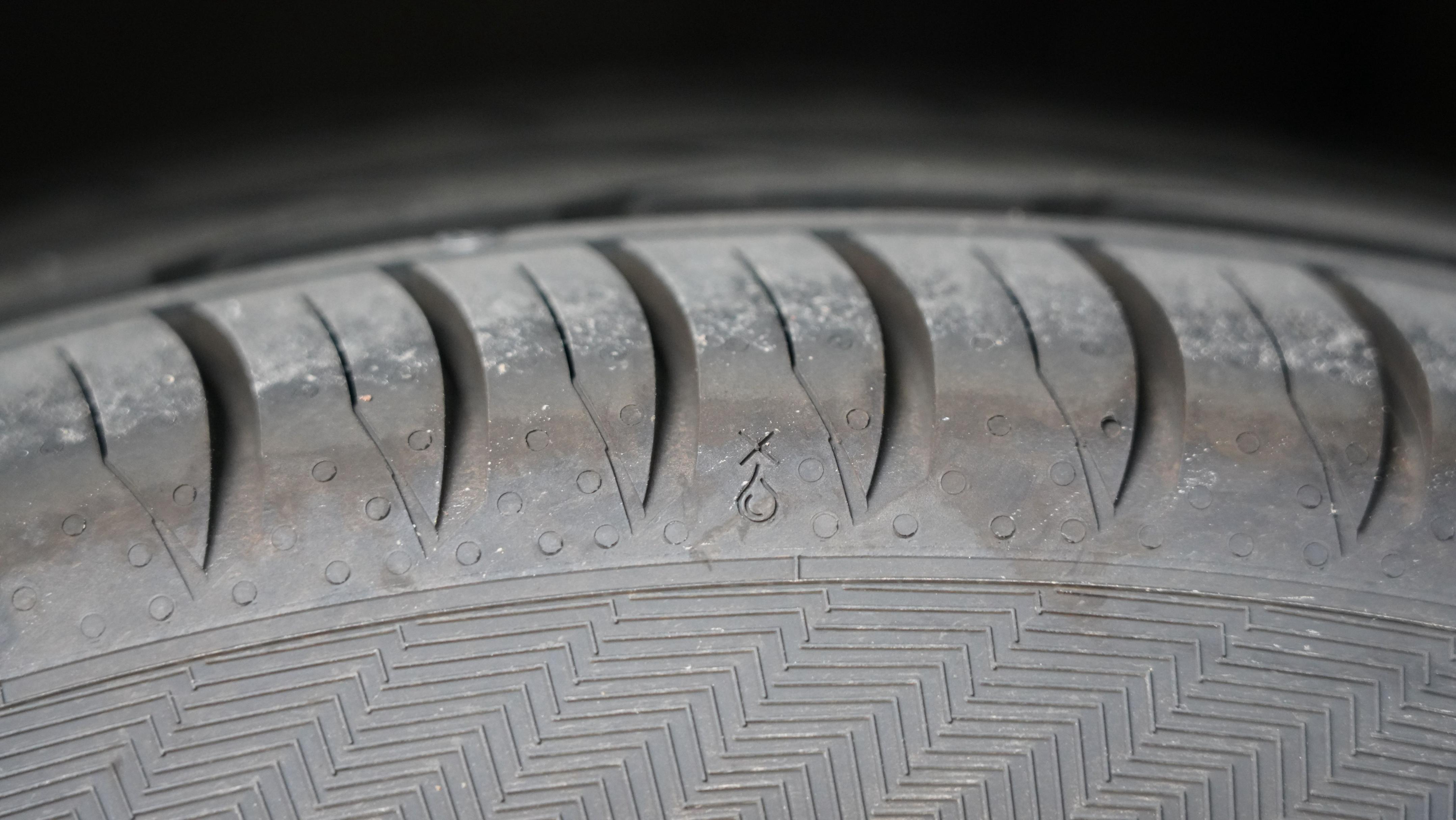 换两条雷神轮胎有静音效果不,要不要换雷神静音胎