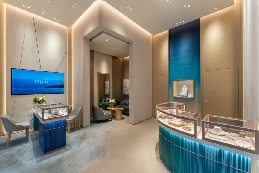 FRED斐登携手刘宇，庆祝杭州湖滨银泰in77精品店全新启幕