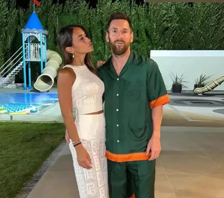 梅西回归迎接两次挑战,梅西为缺席训练道歉原视频