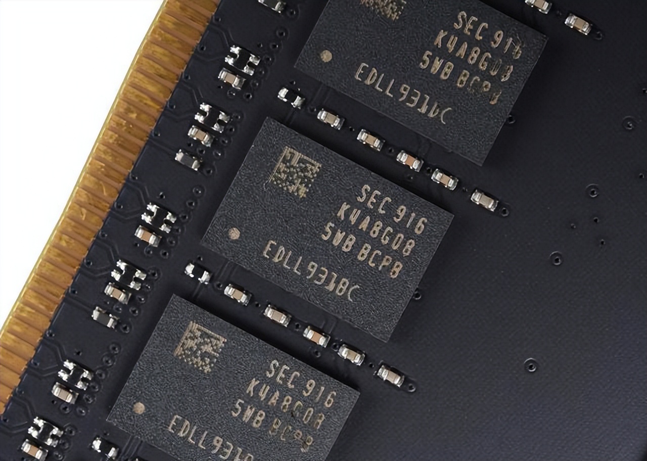 目前性价比高的ddr432G内存,2022年ddr4内存条8g性价比推荐