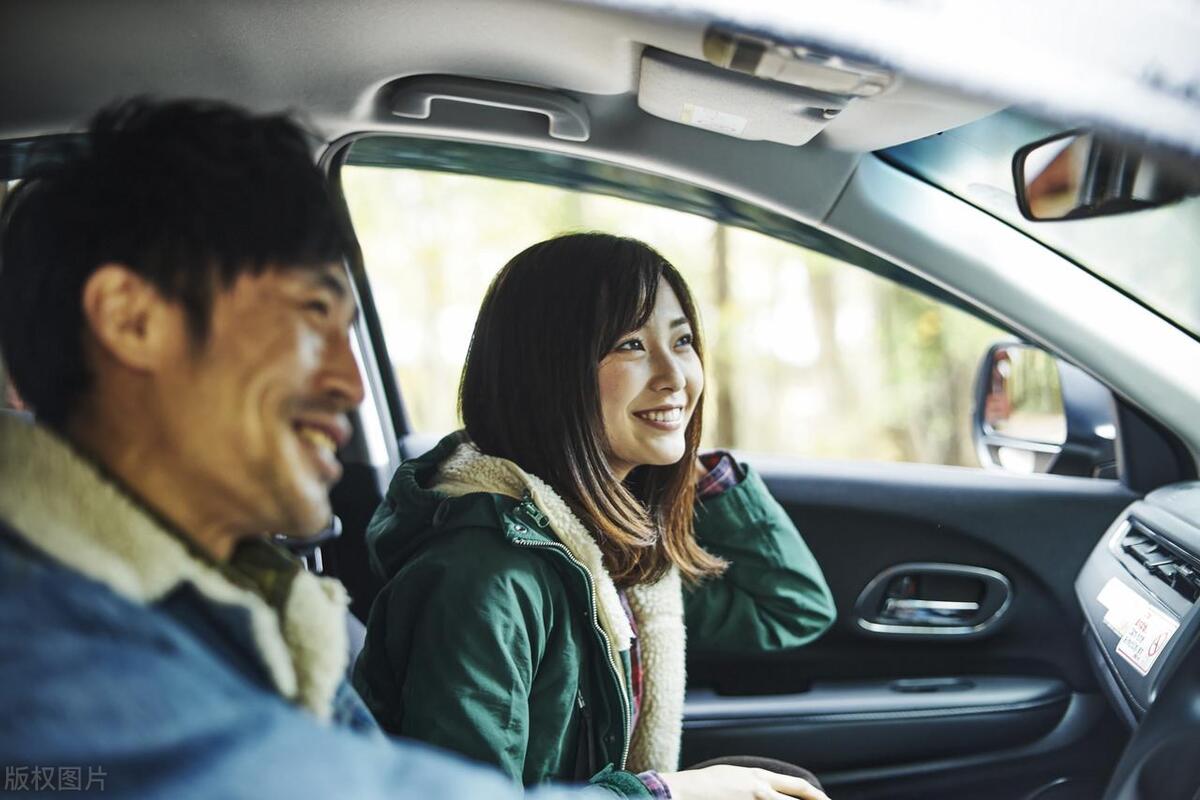 4s贷款买车需要交哪些费用,零首付买车前期要交什么费用