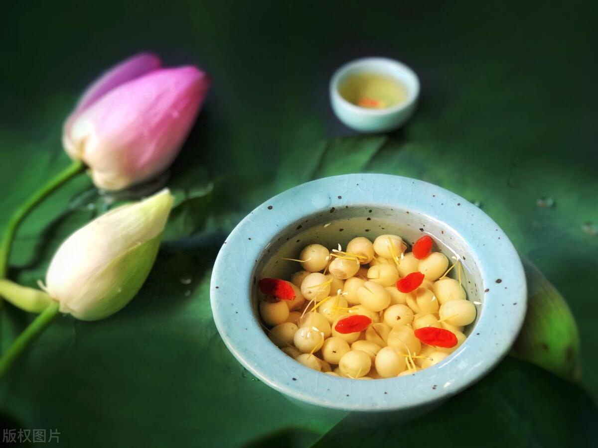 暑热天气试试这两道汤美味又解暑,4款汤清凉解暑汤可多喝