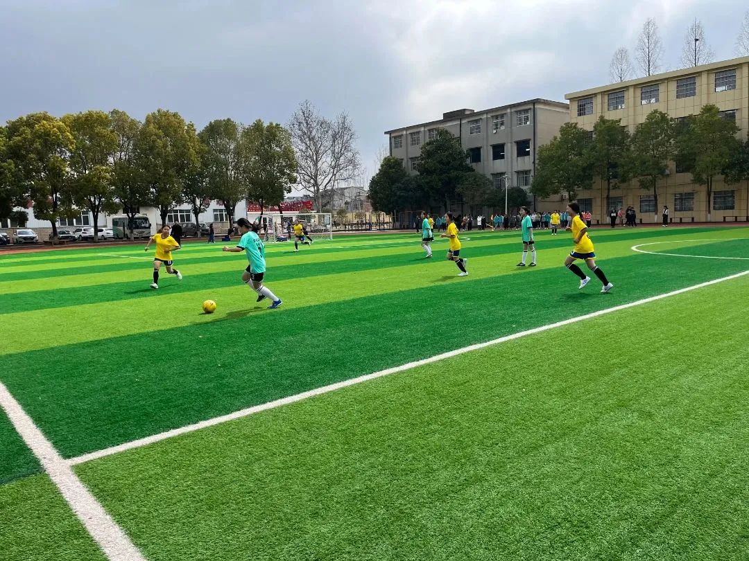 随县第三届“新华杯”中小学生运动会在炎帝学校举行