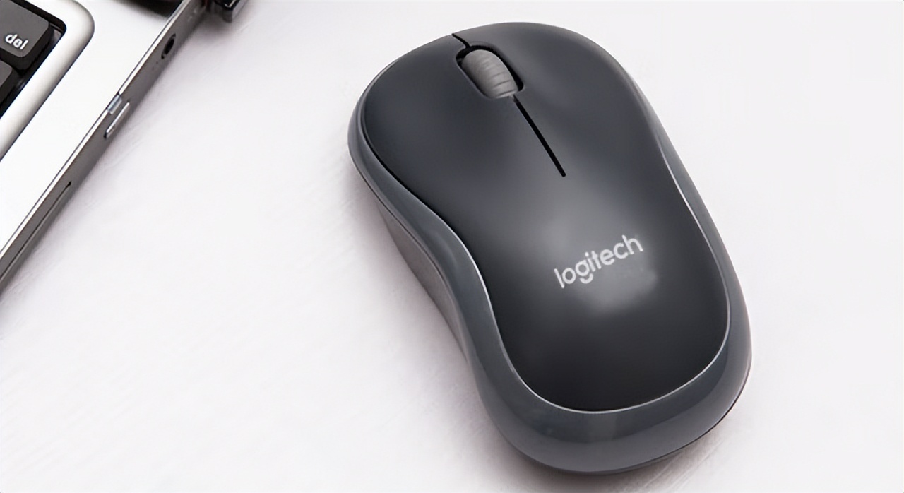 cf雷蛇鼠标和罗技鼠标哪个合适,罗技g102和雷蛇蝰蛇鼠标哪个耐用