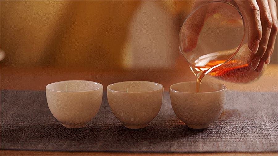 什么体质的人适合喝什么样的茶,常喝茶有好处但要根据体质来选茶