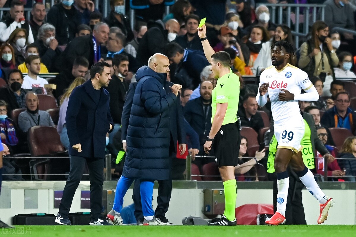 哈维改变巴萨战术,哈维十条队规