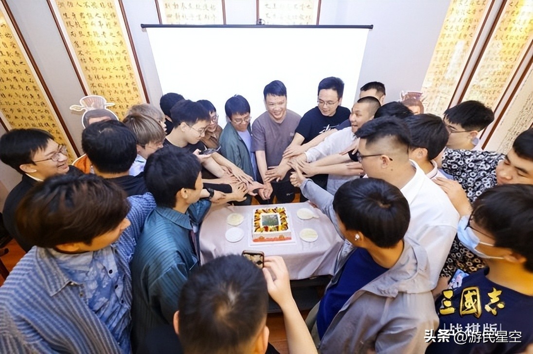 这一场三国游戏的比赛，圆了我重回鼓角争鸣年代的美梦