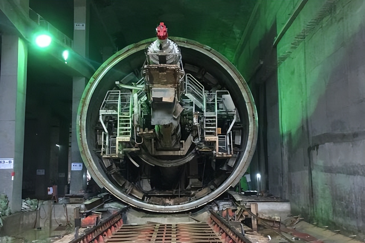 中国向印度出口大型盾构机,印度斥巨资买8台盾构机