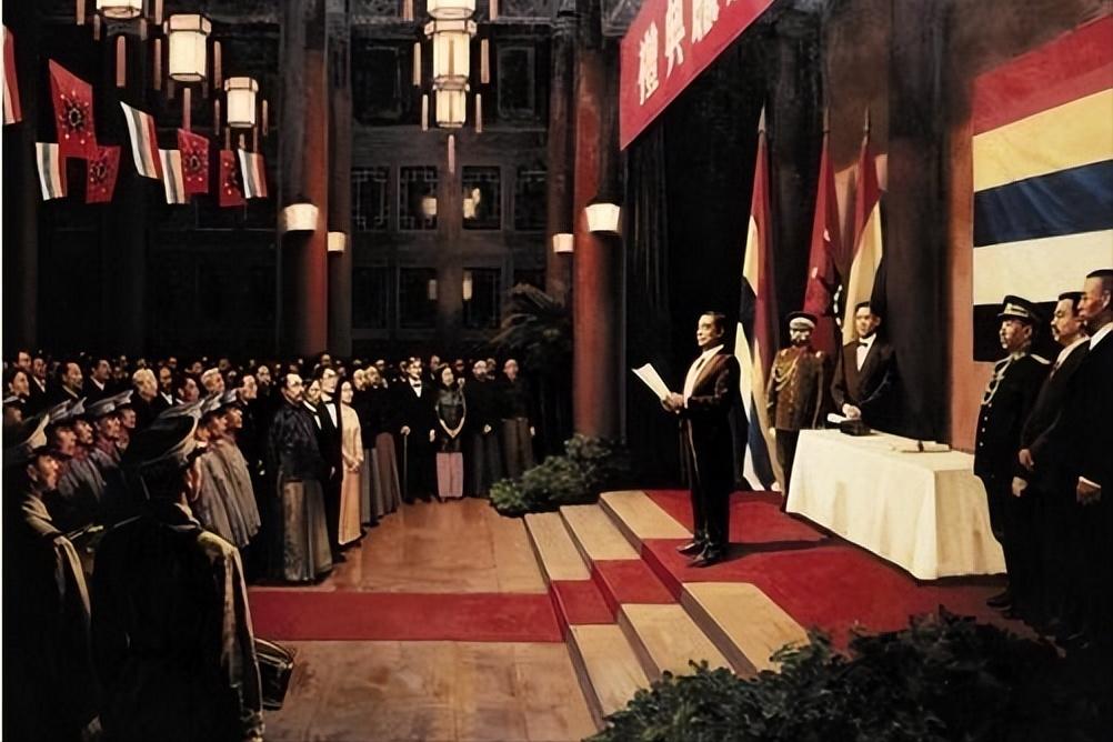 民国一共维持30几年,民国历史存在了三十年