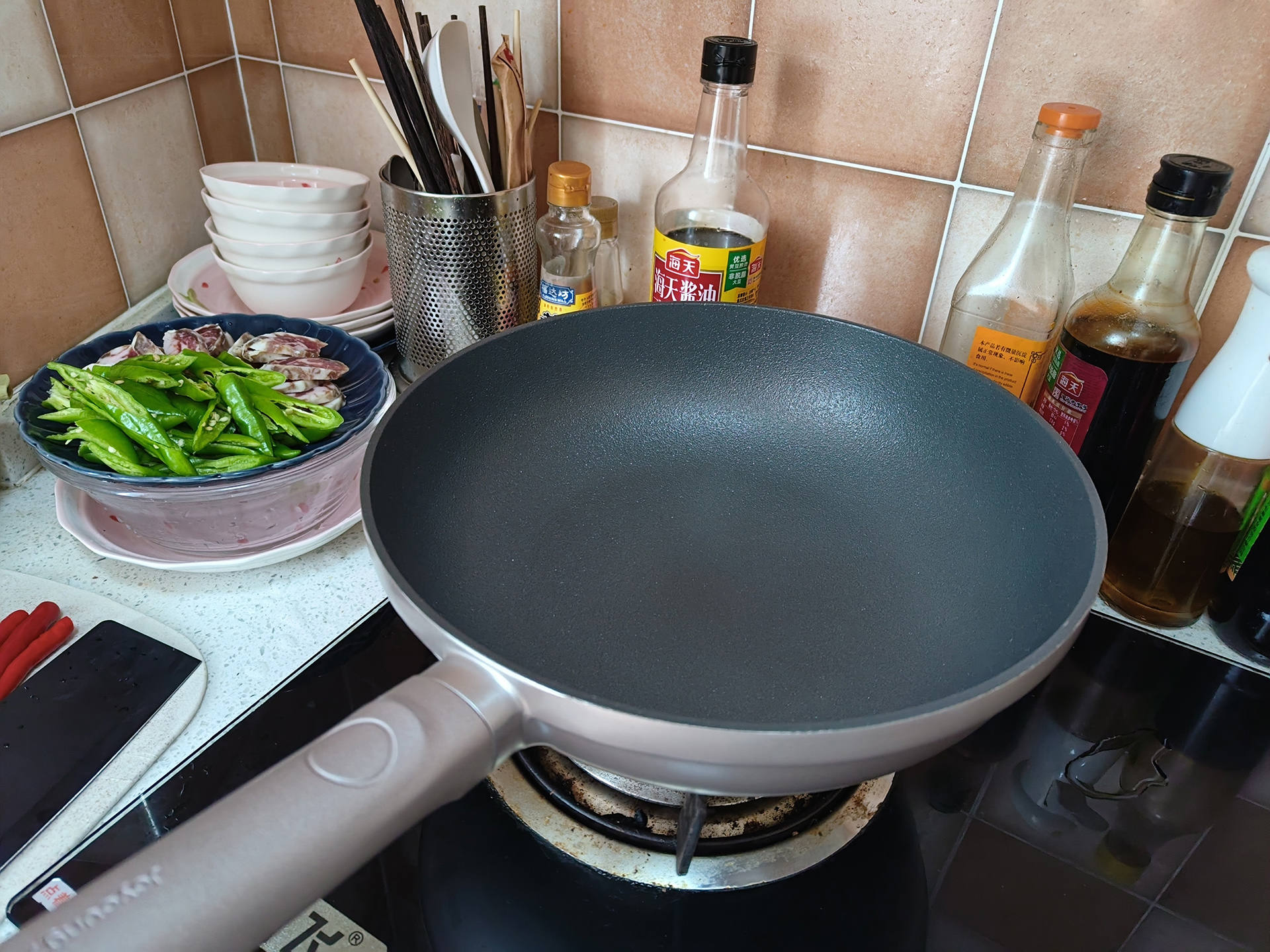 九阳大磨王耐磨不粘炒锅,九阳晶钻大魔王炒锅二代评测