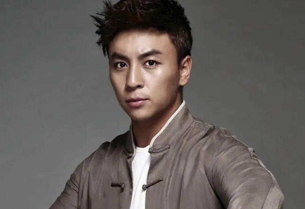 有“黑道”背景的10位明星，贾静雯上榜，最后一位公认黑道太子爷