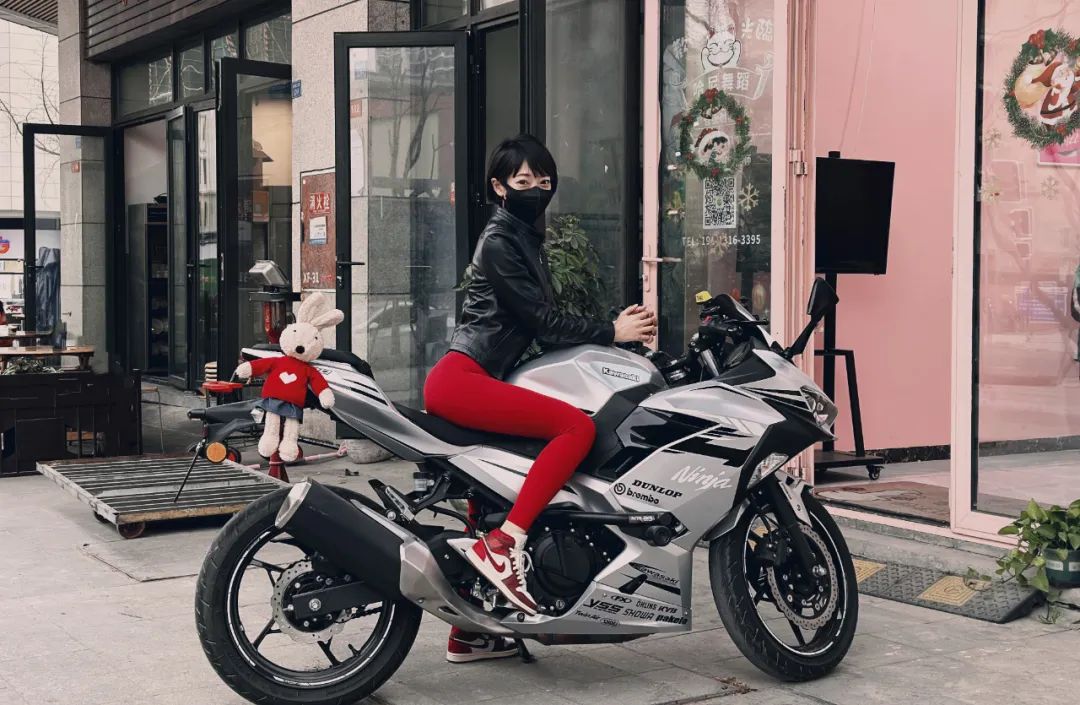 新款雅马哈yzfr3怎么样,雅马哈YZF-R25测评