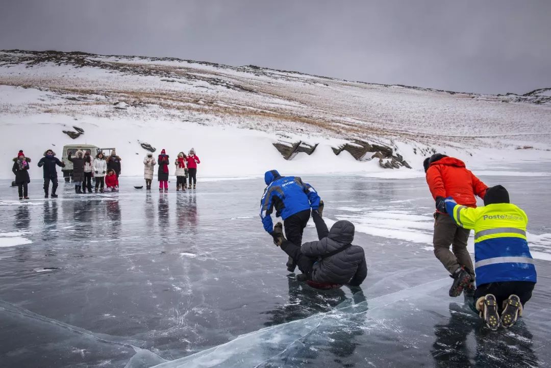 贝加尔湖翡翠位置,贝加尔湖畔翡翠宝石