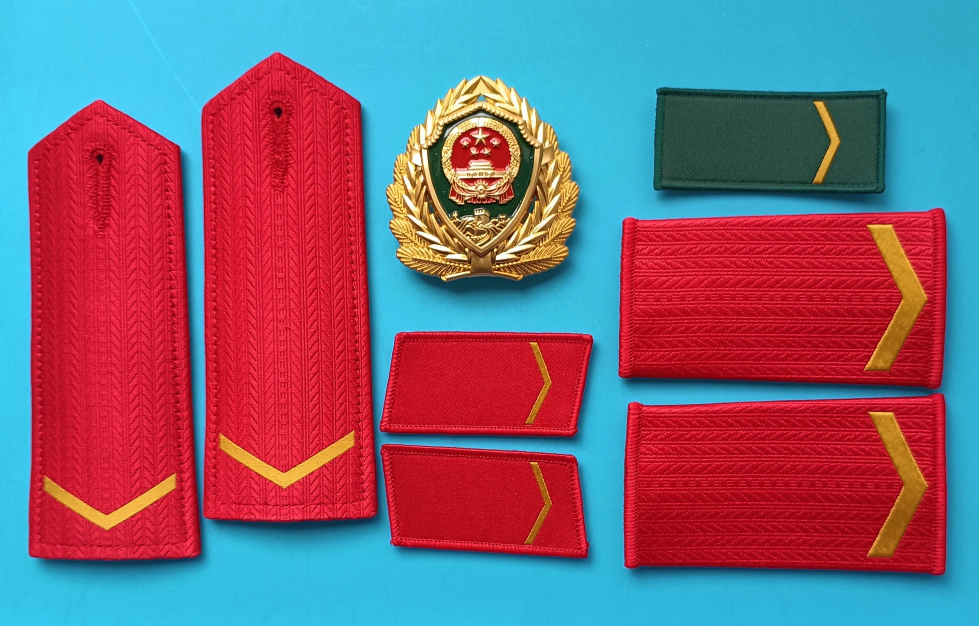 毛启国军装,毛启国警用帽徽