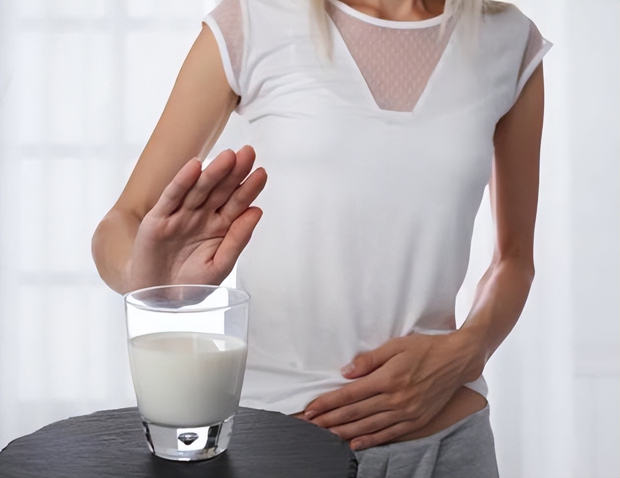 中医不提倡老年人喝牛奶吗,中医认为寒性体质的人不宜喝牛奶