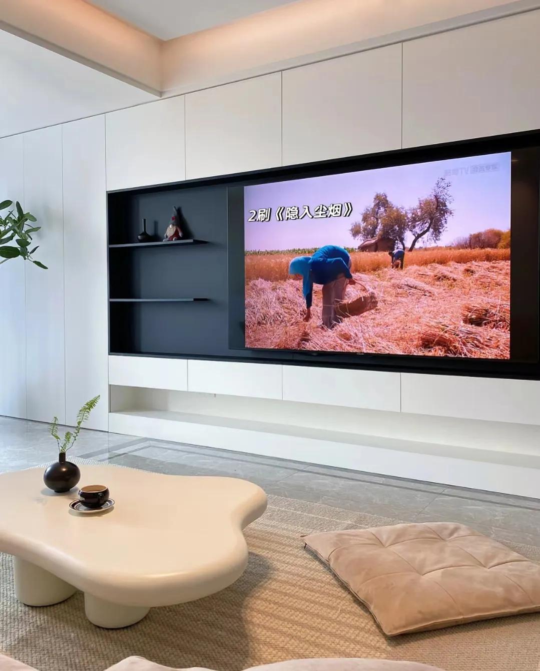 138骞宠璁′笉淇楁皵,缇庡コ鏅掕嚜瀹剁殑璞畢瑁呬慨