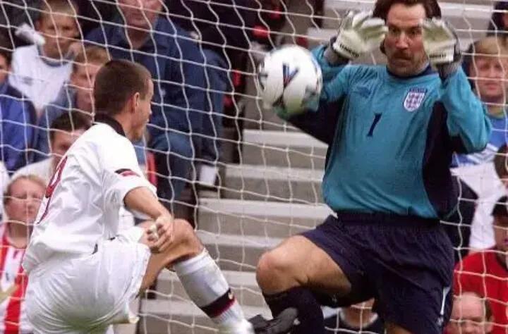 足坛100大进球大罗,足坛历史最伟大的十大10号