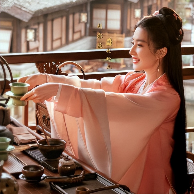 女人正确的三观让人心疼,希望女孩有一个正确的三观