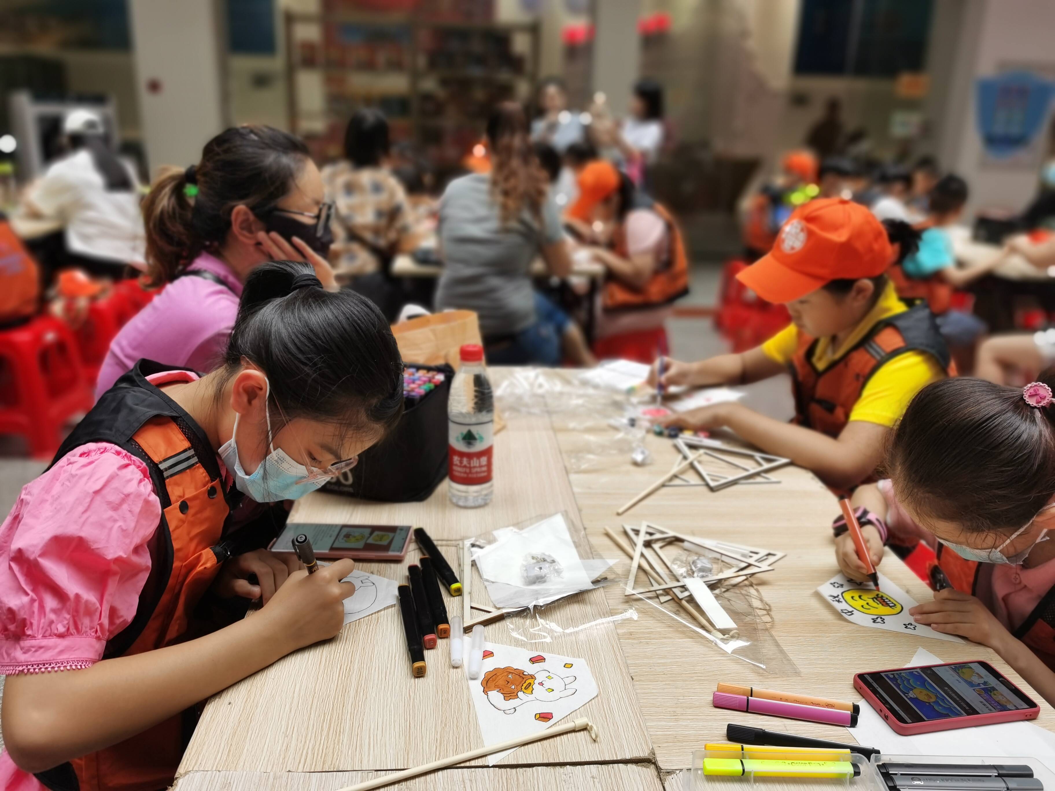 巧手制灯笼浓浓中秋,小记者寻找年味活动设计方案