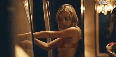 她这一脱，喜提史上最烂