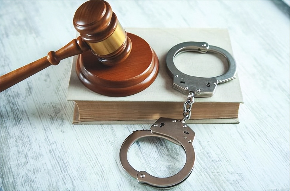 2014年,桃木枝戳穿*体下**?河北女子死状诡异,求爱日记本藏杀机