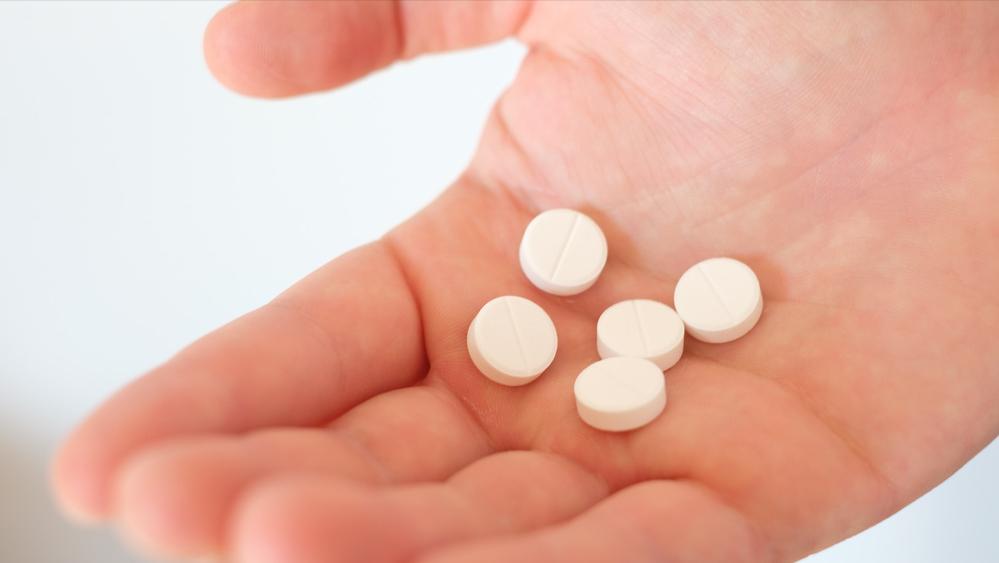 0.15元一片的甲钴胺，可以治疗腰椎间盘突出？高血压？坐骨神经痛