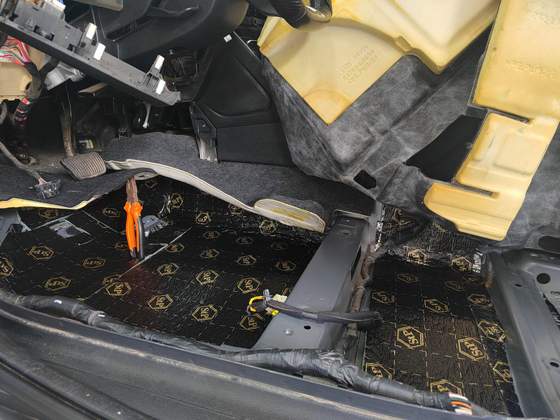 k5凯酷的噪音多少,k5凯酷翼子板隔音