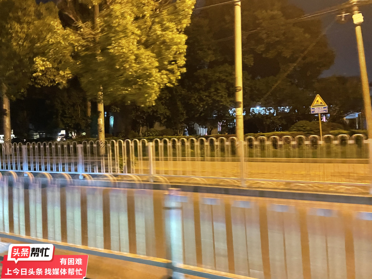 大气不敢喘三秒,大气不敢喘两眼发酸发直