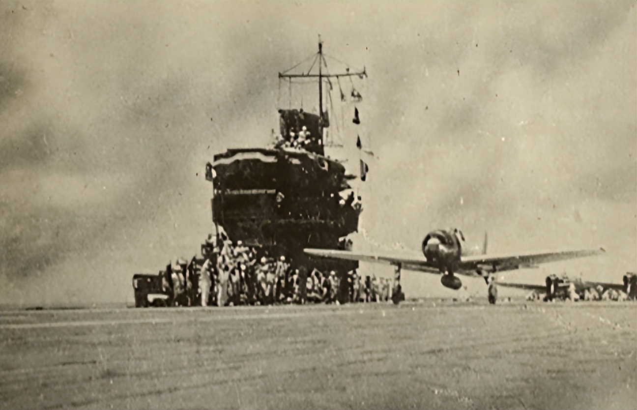 日本军舰用毒气弹,日本兵用毒气弹