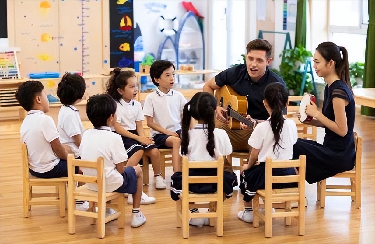 私立幼儿园老师都做些什么,民办幼儿园老师有发展前途吗