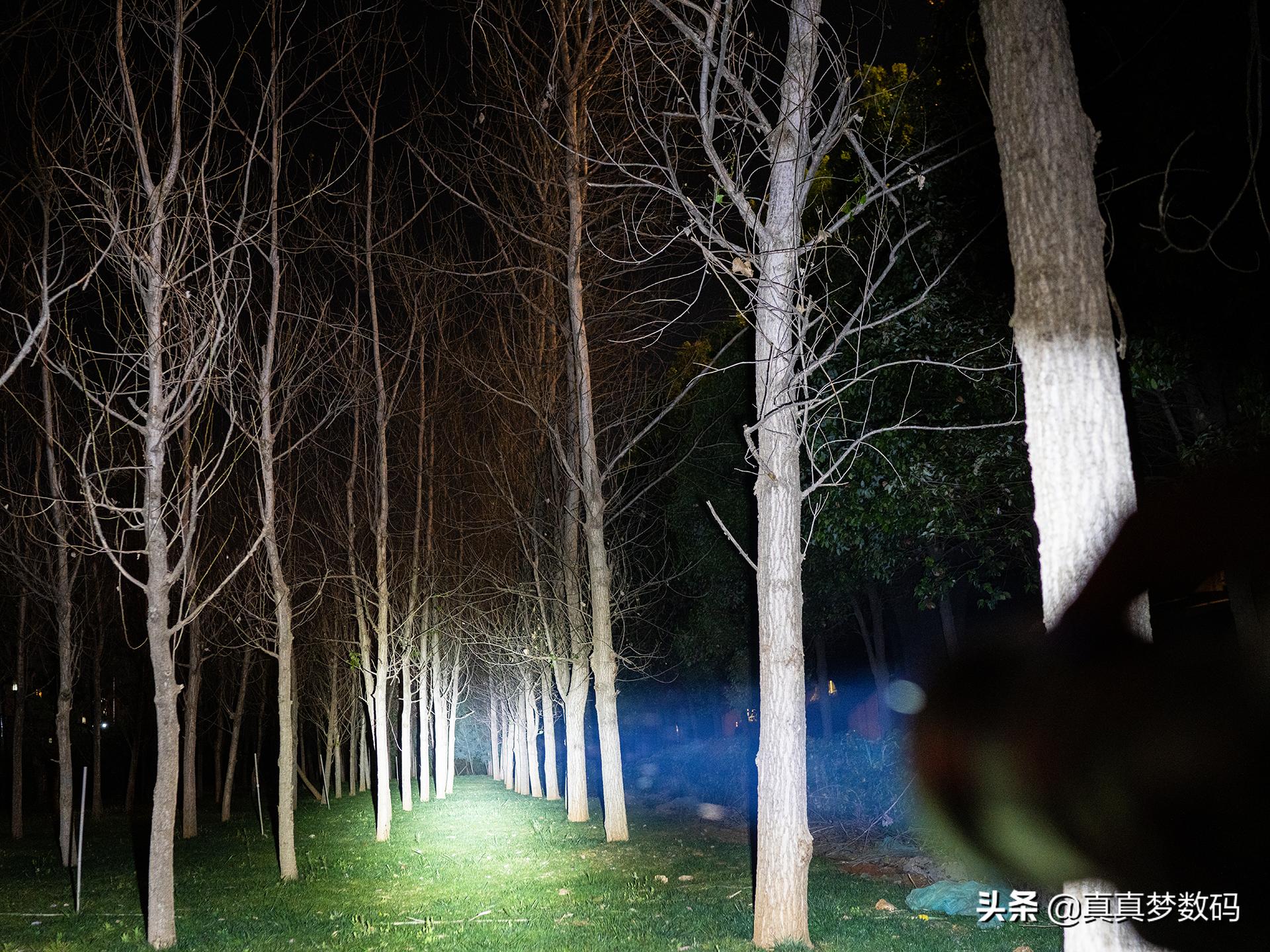 骇客手电ht50pro,骇客ht50手电换电池