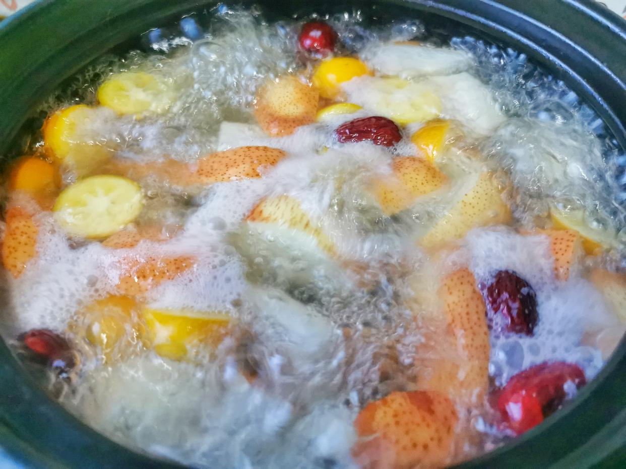 阳康后咳嗽喝什么养生茶,阳康后一直咳嗽用什么煮水喝