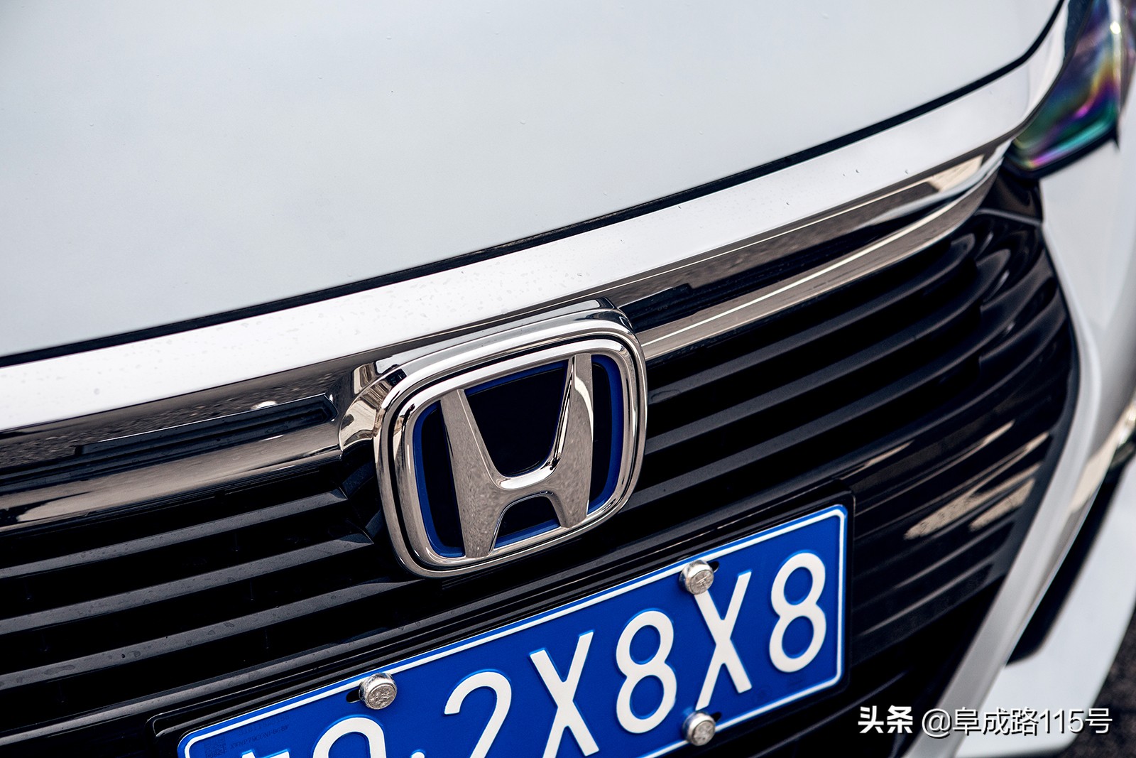 百公里3.4L车机更智能优惠1.5万的凌派锐·混动值不值得买