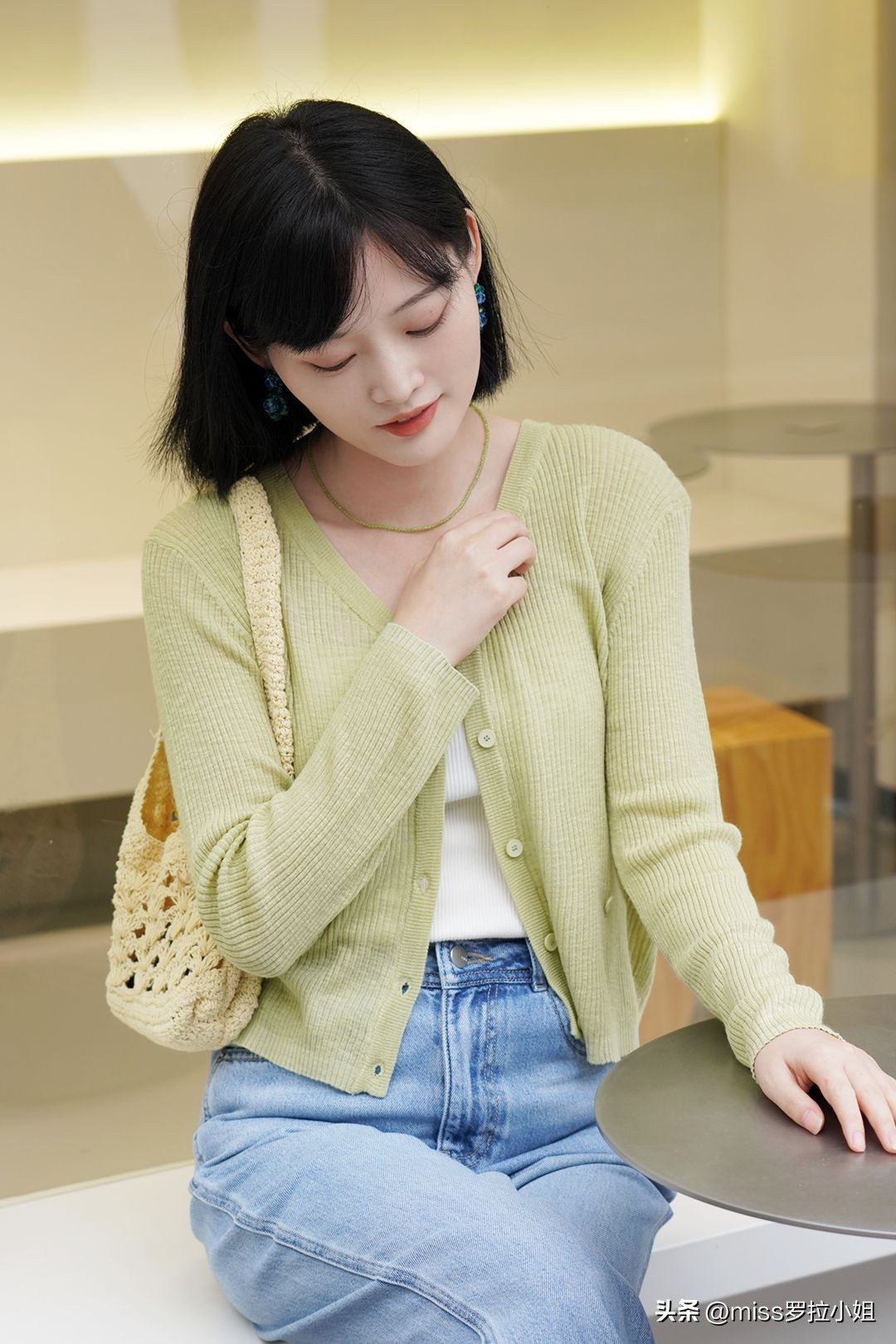 再不减肥就穿不了好看的小裙子了,来不及减肥