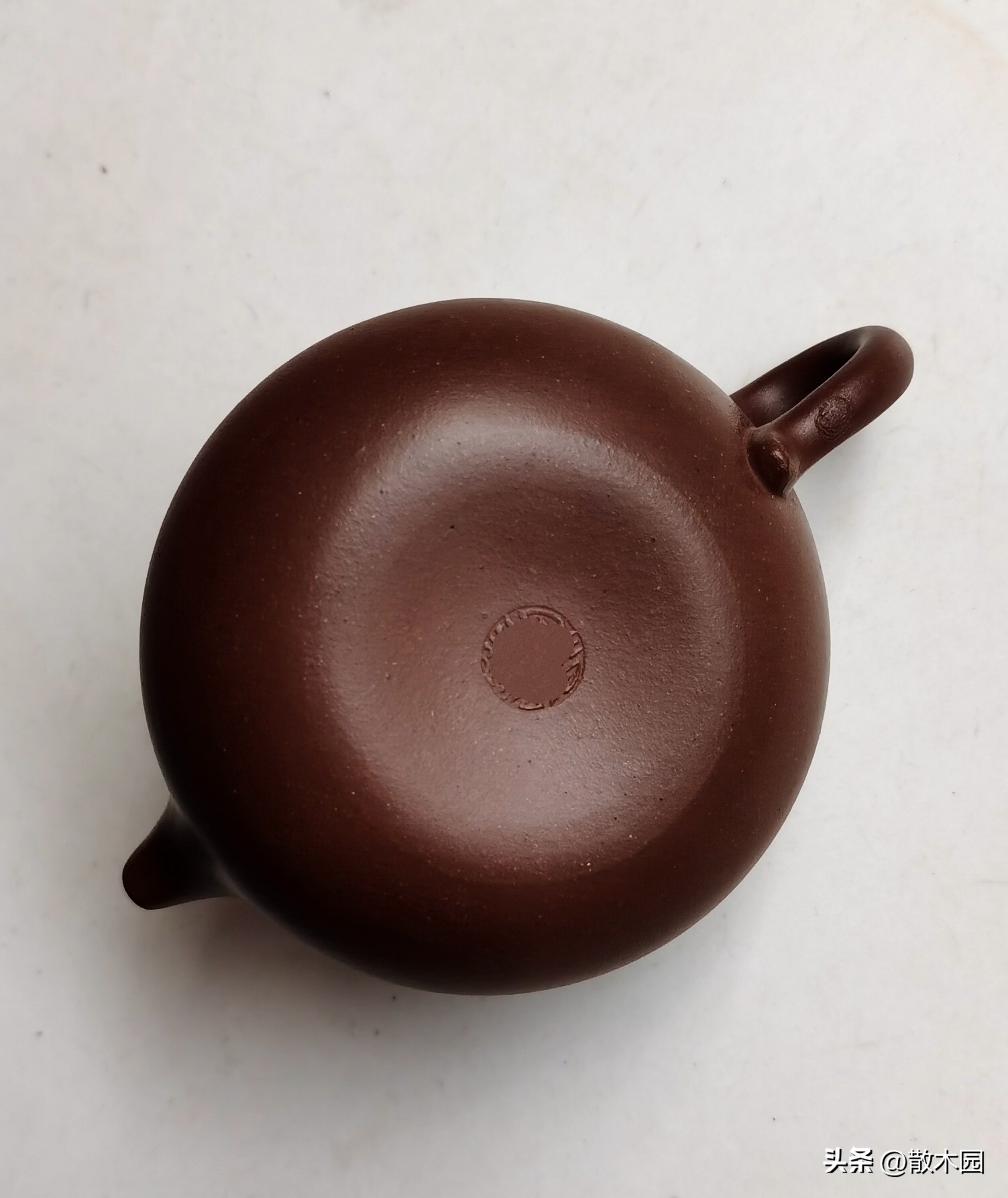 宜兴名家纯手工紫砂壶泥绘扁腹壶,扁腹紫砂壶怎么选择