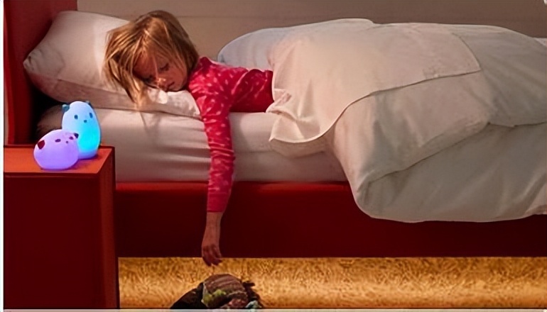 搞定孩子所有的磨蹭,如何引导孩子自己独立睡觉